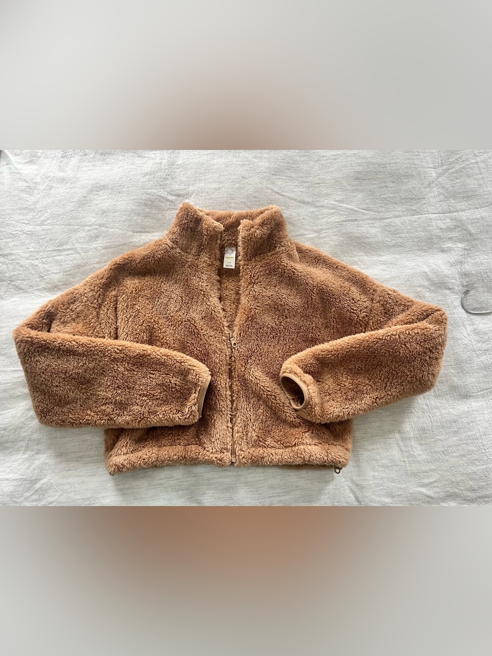 AERIE Plush Teddy Cropped Jacket in Brown